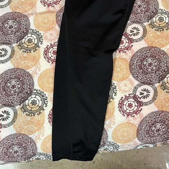 Nike dri-fit leggings - Picture 3 of 4